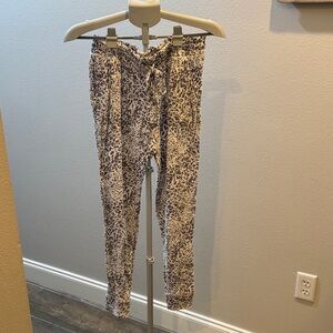 Koolaburra Kids Animal Print Leggings - Black and White